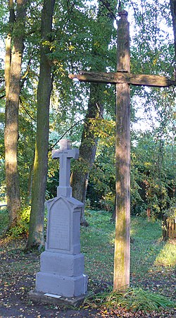 Kościół p.w.św. Onufrego (1914) cmentarz przykościelny - Drelów-Horodek gmina Drelów powiat bialski woj. lubelskie ArPiCh A-268.JPG