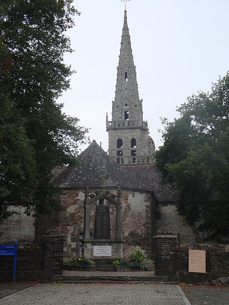 File:La chapelle de Ste-Suzanne, Mur de Bretagne.jpg