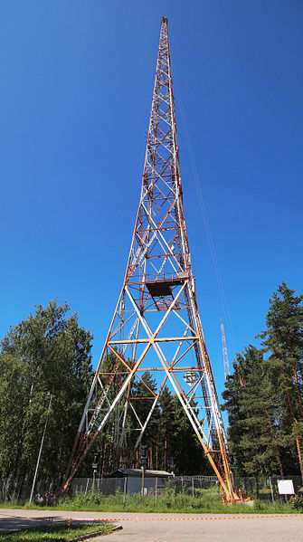 File:Lahti - mast2.jpg