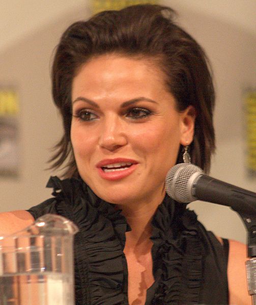 File:Lana Parrilla on Comic-Con.jpg