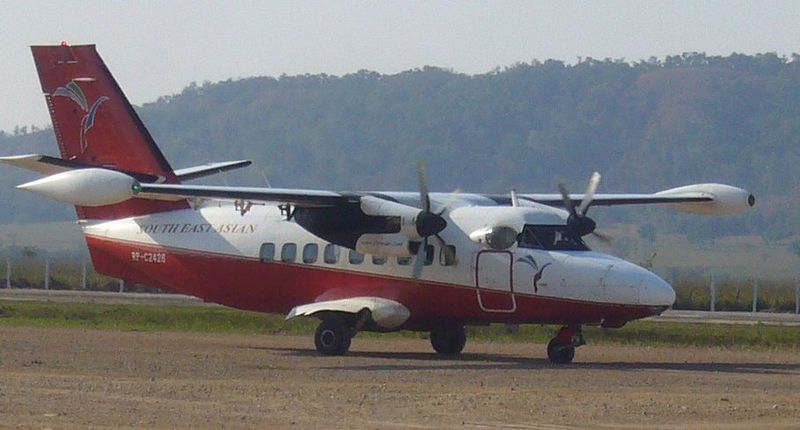 File:Let410uvpe-at-busuanga.jpg