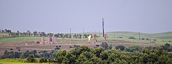 Thumbnail for File:Looking S at gas flare at dawn 002 - near Arnegard North Dakota - 2013-07-07.jpg