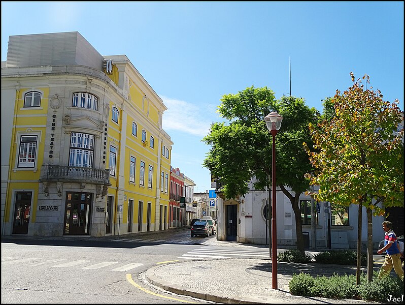 File:Loule (Portugal) (50405057143).jpg