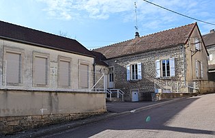 Lucenay-le-Duc (21) Mairie.jpg
