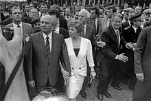 M Gorbatchev place de la Bastille 04 07 1989 Photo Olivier Dumay.jpg