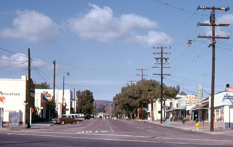 File:Main Street, Yorba Linda, 1961.jpg