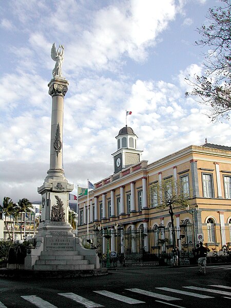 Mairie-saint-denis.JPG