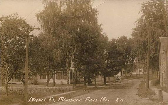Maple Street in 1913