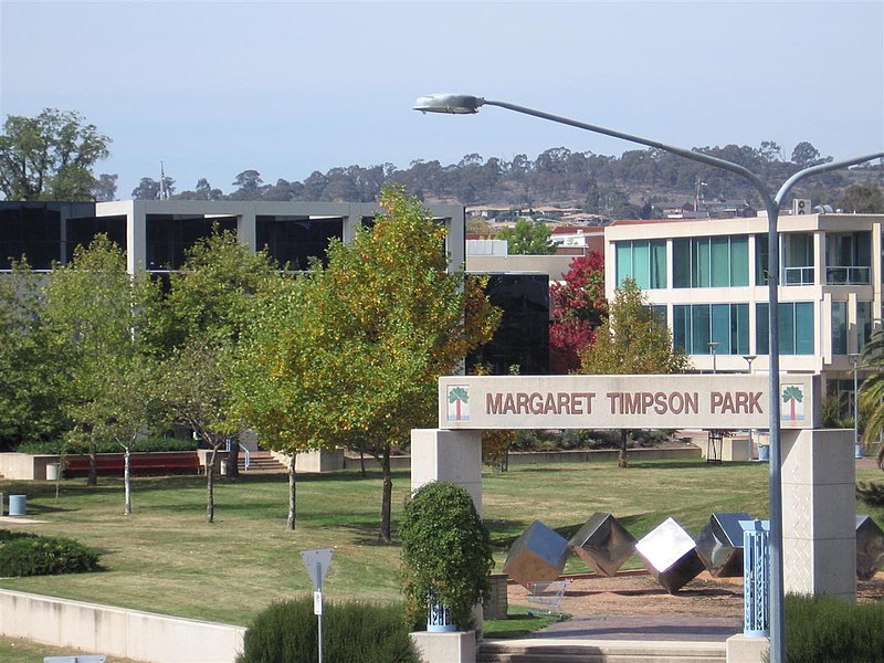 File:Margaret Timpson Park Belconnen (453503723).jpg