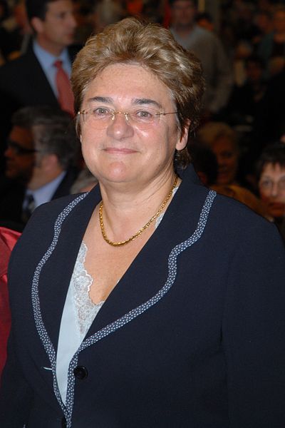 File:Marie-Hélène des Esgaulx - Sarkozy's meeting in Toulouse for the 2007 French presidential election 0085 2007-04-12.jpg