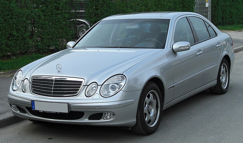 Mercedes-Benz Baureihe 211 – Wikipedia