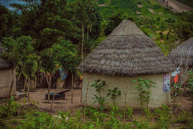 File:Mud Houses Africa.jpg