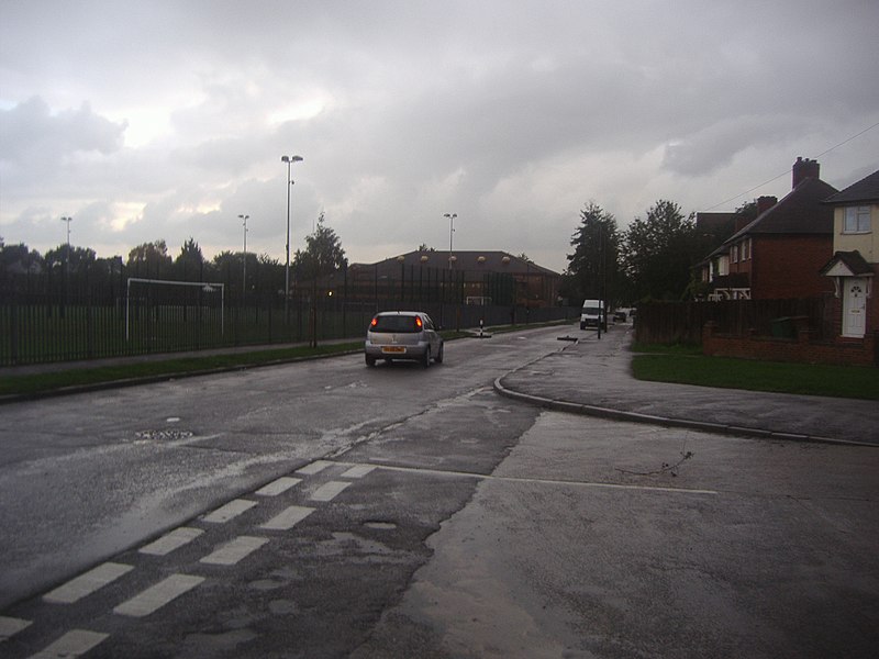 File:Muschamp Road, Carshalton - geograph.org.uk - 3699244.jpg