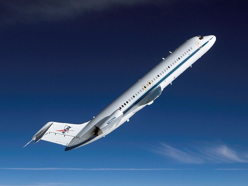 File:NASA 932 during parabolic flight (JSC2006-E-02418).jpg