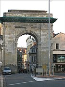 Puerta nevers paris 01.JPG