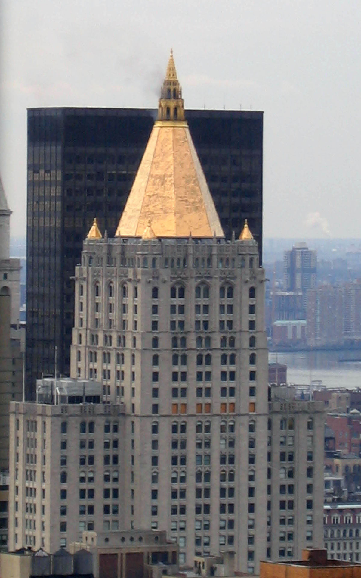 The New York Louis Vuitton building on Madison Avenue had this eye-catching  mock Eiffel Tower drawing emblazened …