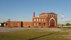 Old B&O depot in Flora.jpg