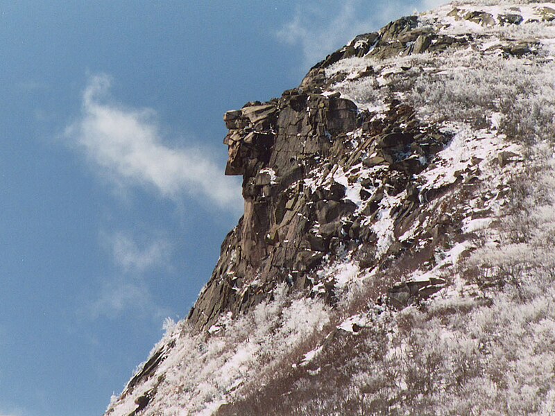 File:Old Man of the Mountain 4-26-03.jpg