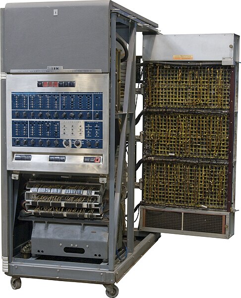 File:Ordenador IBM650 1959 MUNCYT.jpg