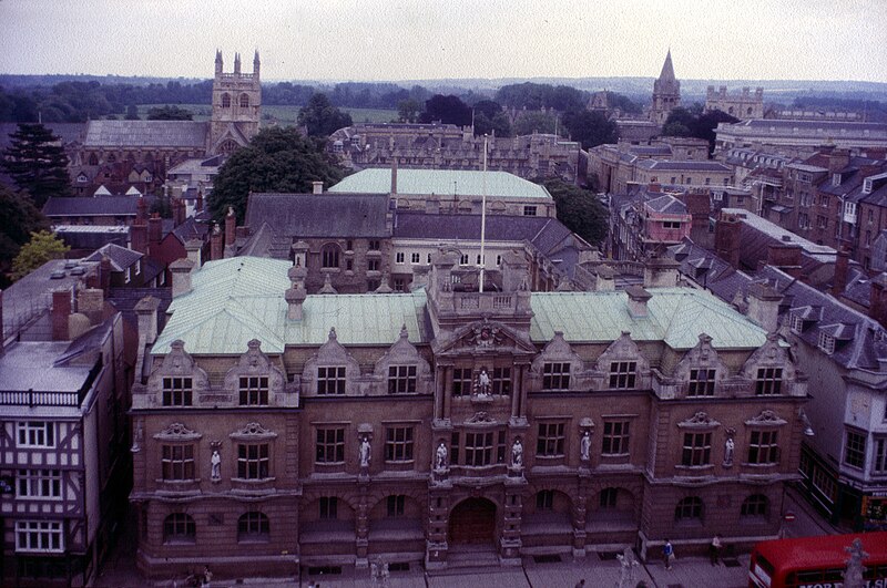 File:Oxford-124-College-1985-gje.jpg