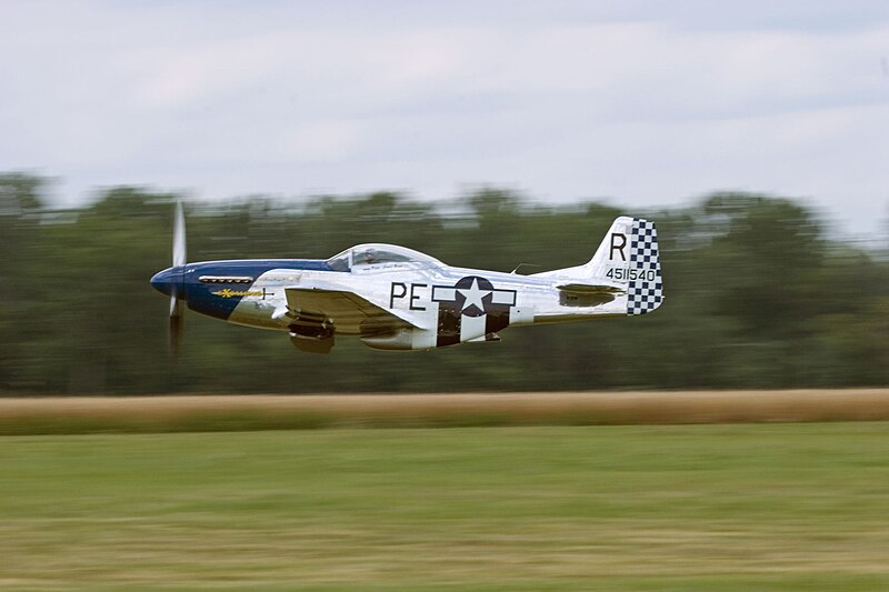 File:P-51D Mustang "Excalibur".jpg