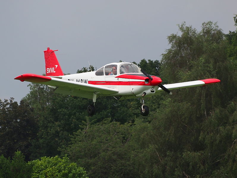 File:PH-MBW Fuji FA-200-160 at Hilversum Airport (ICAO EHHV), photo1.JPG