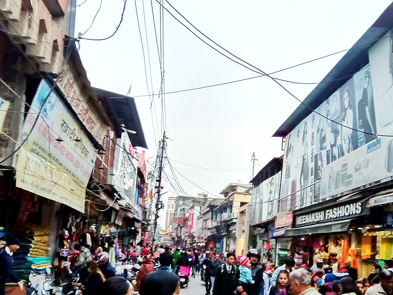 File:Paltan Bazar Dehradun 02.jpg