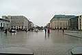 Pariser Platz und Hotel Adlon - Berlin - panoramio.jpg