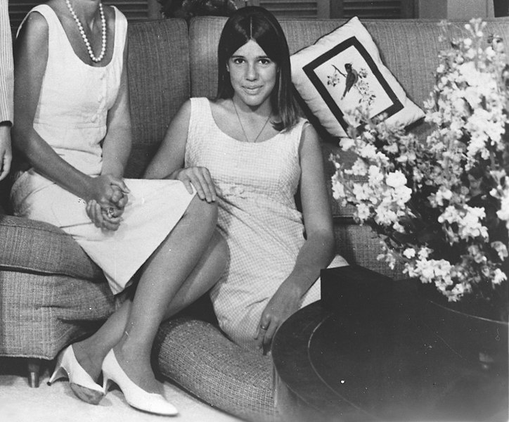 File:Patti Davis 1967 - NARA - 198603.jpg