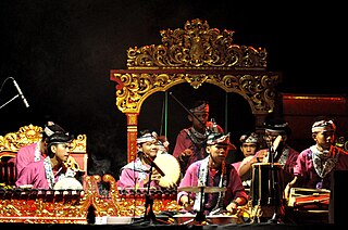 Beleganjur Indonesian traditional musical instruments