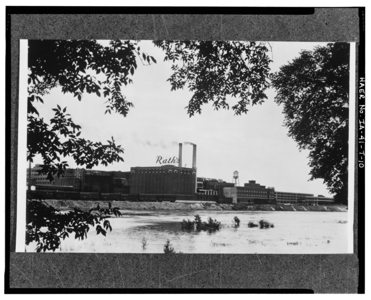 File:Photographic copy of photo dated 1940; Photographer unknown; Original in Rath collection at Iowa State University Libraries, Department of Special Collections, Ames, Iowa; HAER IOWA,7-WATLO,4T-10.tif