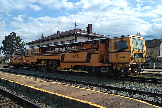 Plasser & Theurer 09-32 CSM continuous action levelling, lining and tamping machine of the Romanian Railways