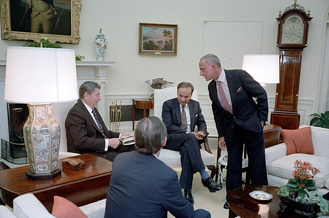 Murdoch (seated center), Roy Cohn, Reagan, Oval Office, 1983