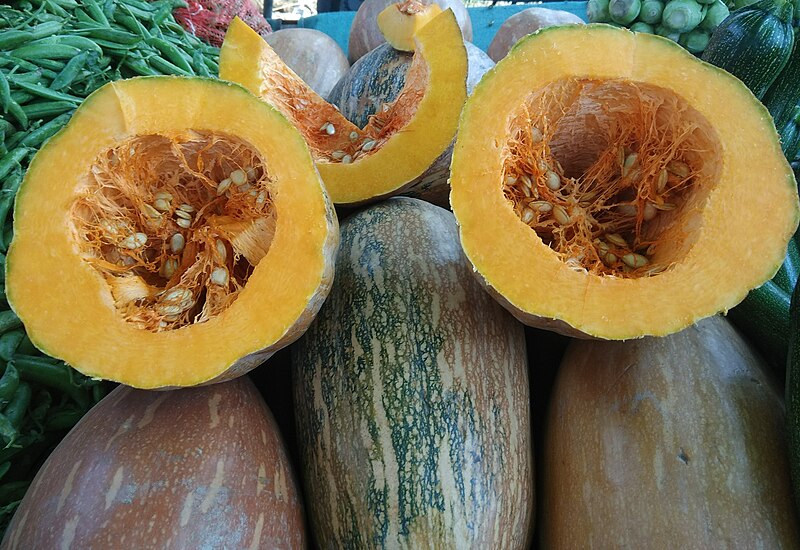 File:Pumpkin in farmers' market in Chandigarh.jpg