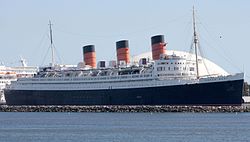 Az RMS Queen Mary, a hajó, amelyen a filmet forgatták