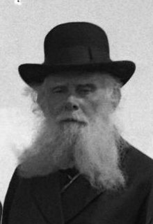 Rabbi Yehoshua Tzimbalist about 1938 (cropped).jpg