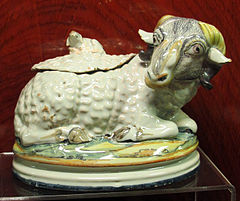 Salzfass aus Keramik, etwa 1784–1825