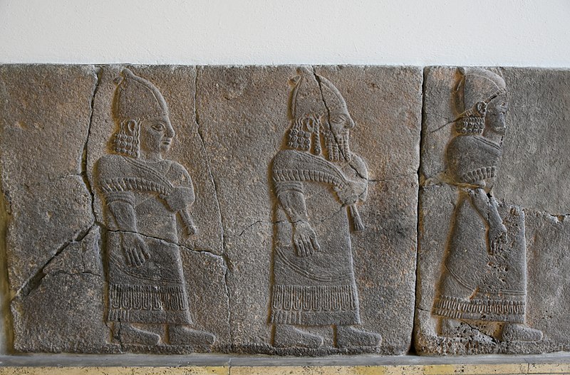 File:Relief from the citadel of Sam'al (Zincirli) in Turkey, 8th cent. BCE; Pergamon Museum, Berlin (40208737992).jpg