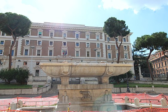 Dagens Piazza del Viminale med Italiens inrikesministerium.