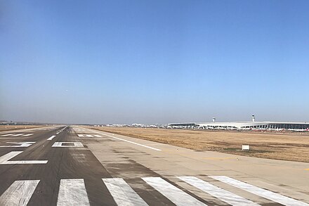 Cgo аэропорт. Параллельные ВПП. Runway in Dubai. Ml030 Runway. Takeoff Parallel Runways.