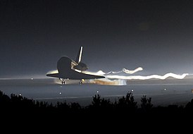 STS-135 landing cropped.jpg