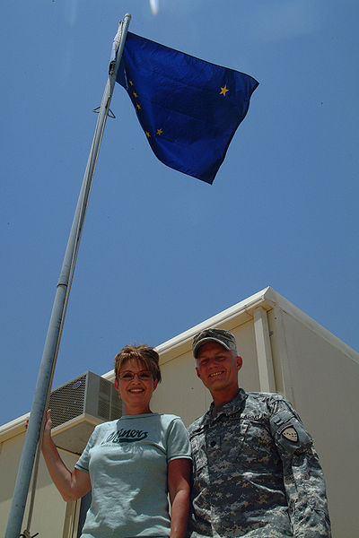 File:Sarah Palin Kuwait 18.jpg