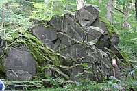 Seesteine, Gruppe gigantischer Basaltfelsen