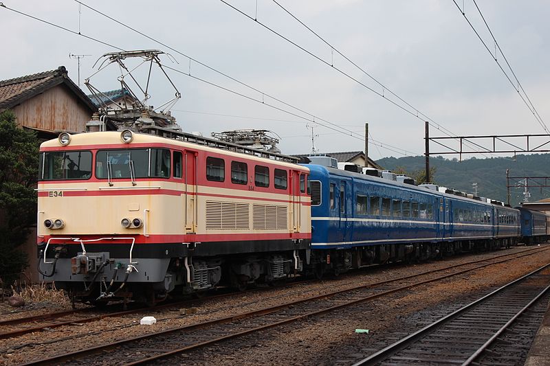 File:Seibu E34 JRHPC14 Shin-Kanaya 20161023.JPG