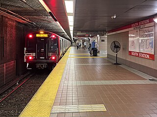 <span class="mw-page-title-main">South Station (subway)</span> Subway station in Boston, Massachusetts, US
