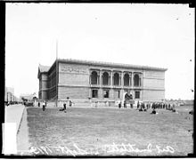 The original portion of the Art Institute of Chicago Building with Fountain of the Great Lakes Spirit of the Great Lakes Fountain south of AIC.jpg