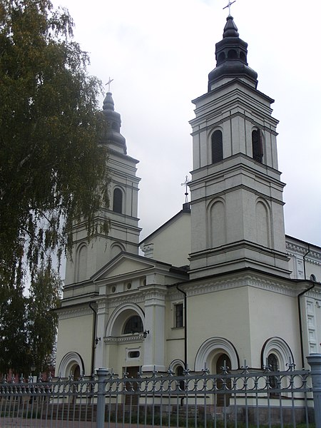 Image: Suwałki, Kościół św. Piotra i Pawła (11)
