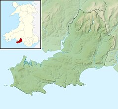Mapa konturowa Swansea, po prawej znajduje się punkt z opisem „Katedra św. Józefa”