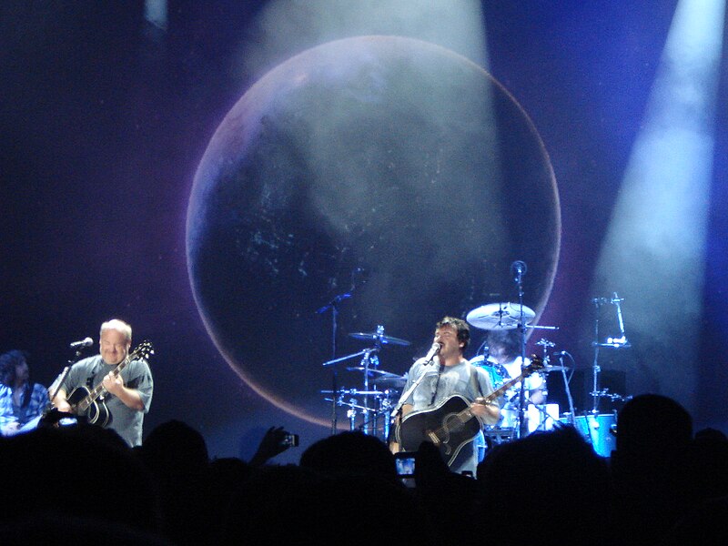 File:Tenacious D at BlizzCon.JPG