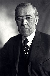 Thomas Woodrow Wilson, Harris & Ewing bw photo portrait, 1919.jpg